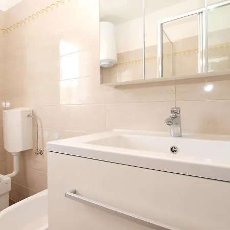 Milena 1583 Апартаменты Премантура