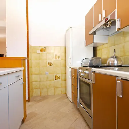 Milena 1583 Apartment Premantura