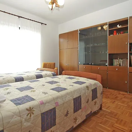 Milena 1583 Апартаменты *